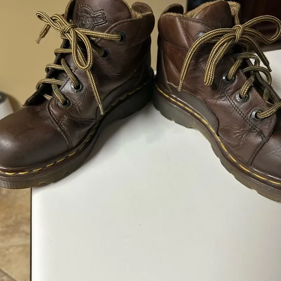 Vintage Doc Martens Kids‎ Grizzly Boots Size 3