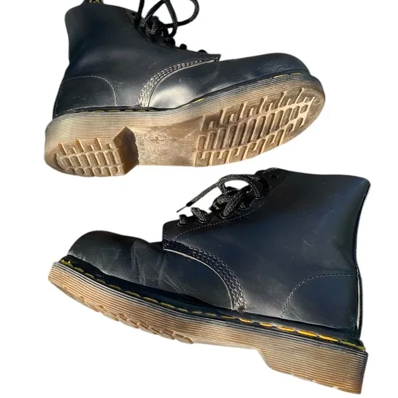 Vintage Dr. Martens England Black Steel Toe 7 Eye Leather Boots UK 4