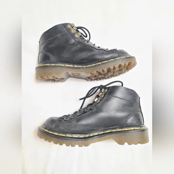 Vintage Dr. Martens Lace-Up Boots Kid's Size 3 Black Leather Classic Casual