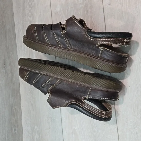 Vintage Dr.Martens Mens 8332 Y2K Fisherman Tractor Chunky Sandals shoes sz US 10