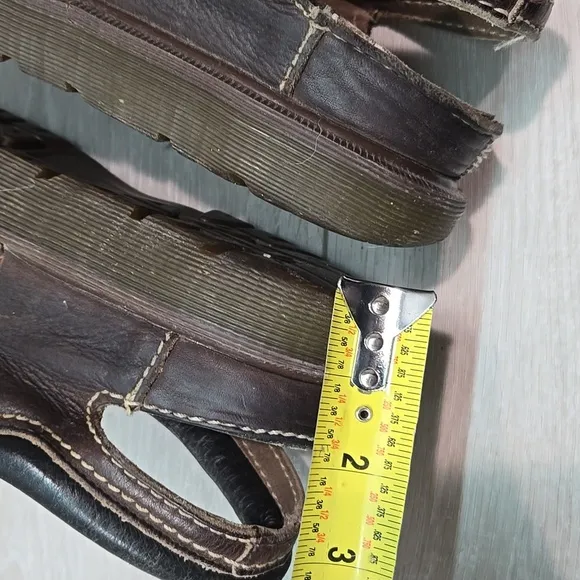Vintage Dr.Martens Mens 8332 Y2K Fisherman Tractor Chunky Sandals shoes sz US 10