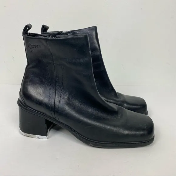 Vintage Ecco y2k square toe leather ankle boots grunge gothic minimalist goth