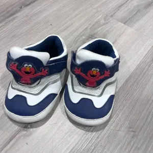 Vintage Elmo Baby Shoes Size 2c