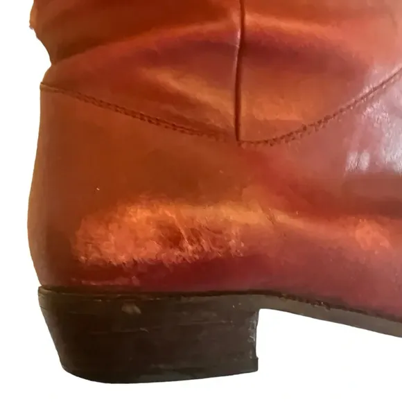 Vintage Etienne Aigner red women’s boots sz 8
