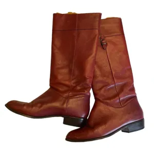 Vintage Etienne Aigner red women’s boots sz 8