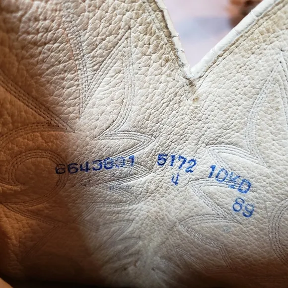 Vintage Exotic Eel Skin Cowboy Boots Men's US Size 10.5 Made In USA Flaws