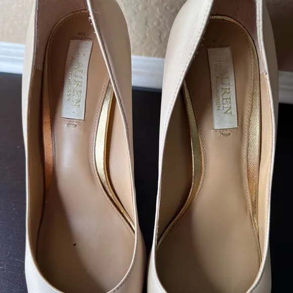 Vintage Fashion Lauren Ralph Lauren 7.5B Viona Nutral Beige High-Heel Pumps, Wom