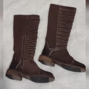 Vintage foundry Boots for women size 8