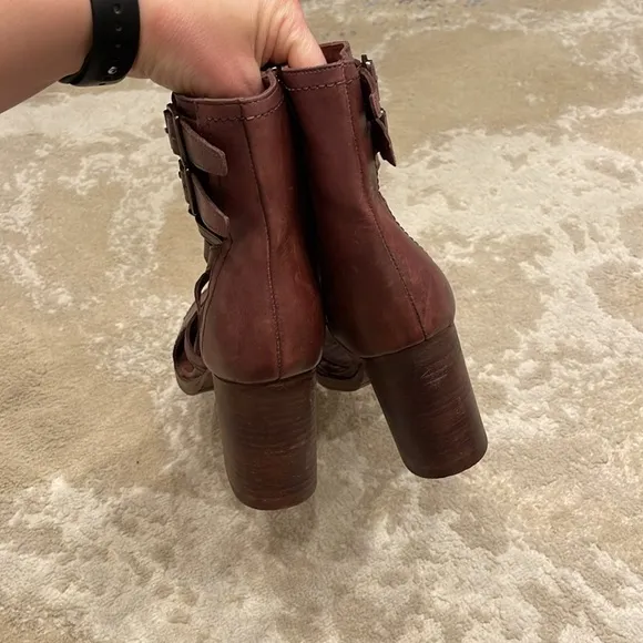 Vintage Foundry Co. Page Women's LeatherAnkle Boots Size 9