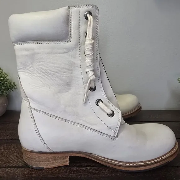 Vintage Foundry Co. Women’s Filo Boots White US Size 6 EU 36