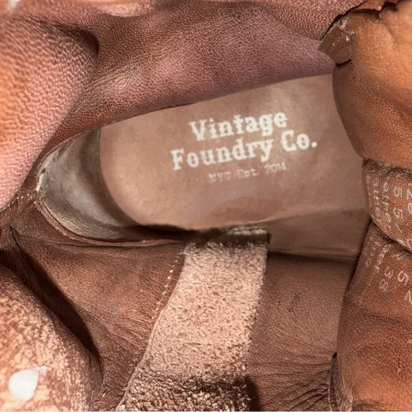 VINTAGE FOUNDRY COMPANY COMBAT BOOTS