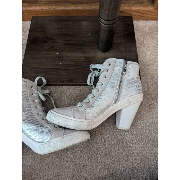 Vintage Havana Silver Croc Heeled Boots Lace up Sneaker Booties Women’s 10