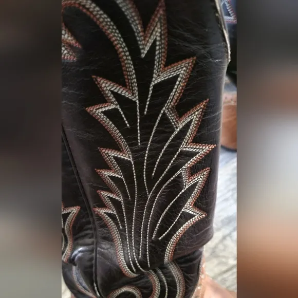 Vintage Hondo Western Cowboy Leather Boots Embroidered Scroll
