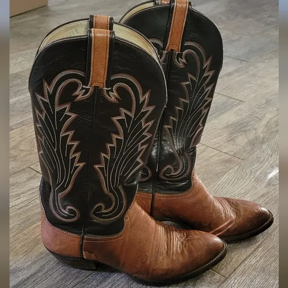 Vintage Hondo Western Cowboy Leather Boots Embroidered Scroll
