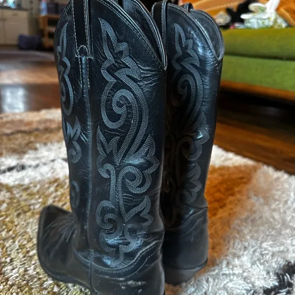 Vintage Justin Style Black Leather Pointy Toe Western Cowboy Boots! Size 7.5