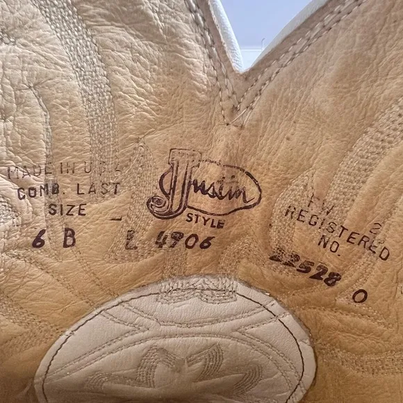 Vintage Justin White Leather Western Cowboy Boots