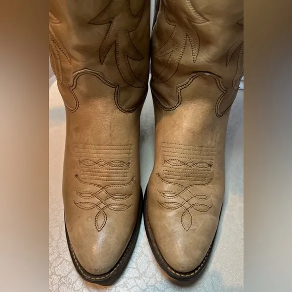 VINTAGE: Kenny Rogers | ladies cowboy boots. Size: 6