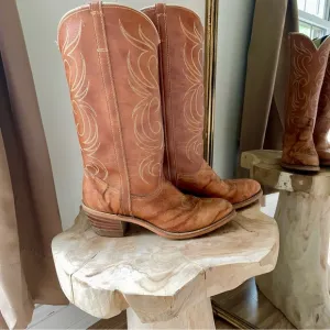 Vintage Leather Embroidered Cowboy Western Boots in Caramel Brown - 8.5