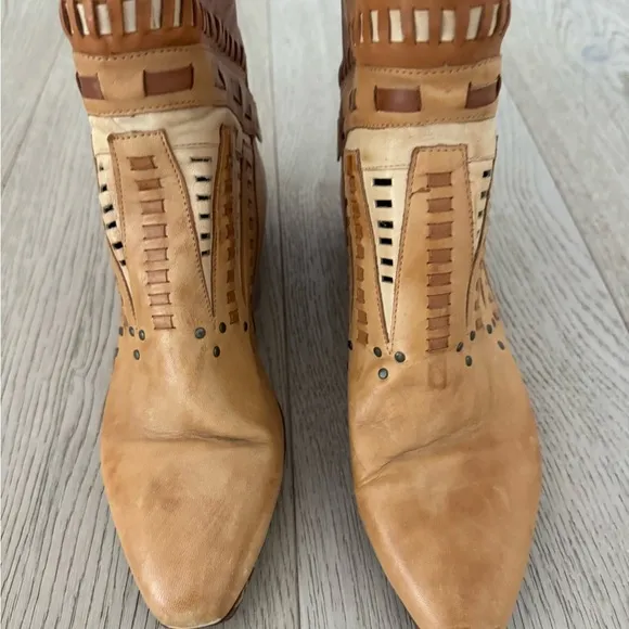 Vintage LJ Simone Monteryleather boots size 10