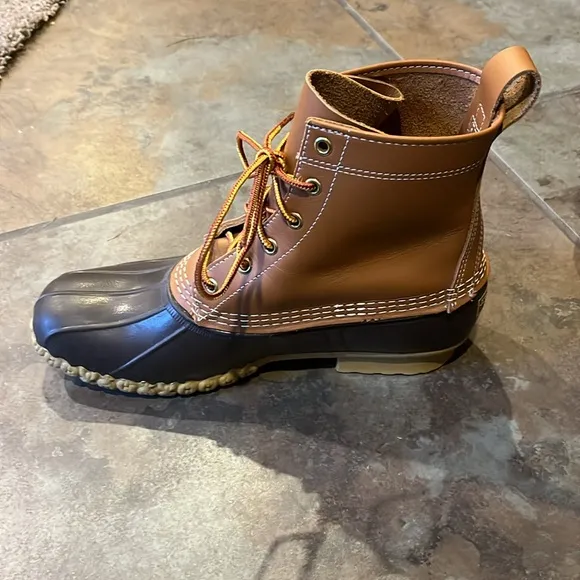 Vintage, made in Maine USA, L.L.Bean classic duck boots (nwot)