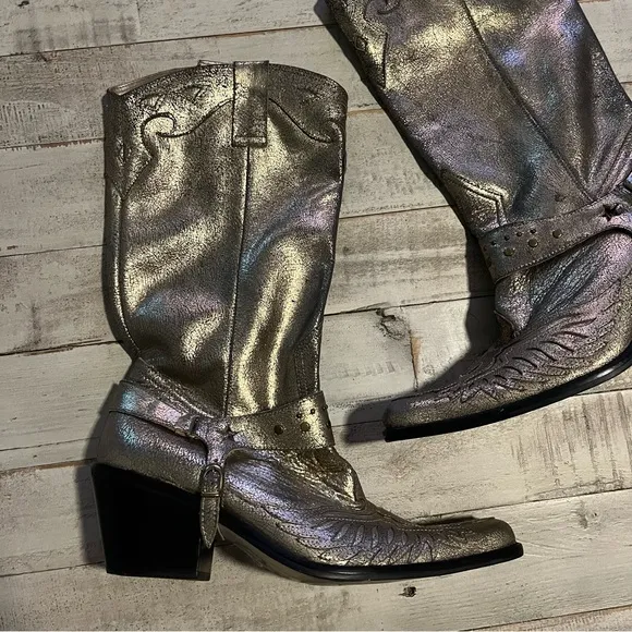Vintage Nine West Gold Metallic Crackle Cowgirl Boots Size 8
