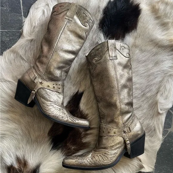Vintage Nine West Gold Metallic Crackle Cowgirl Boots Size 8