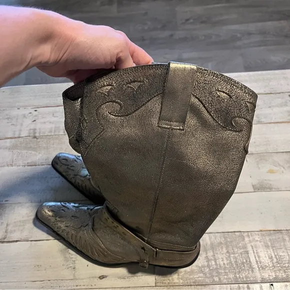 Vintage Nine West Gold Metallic Crackle Cowgirl Boots Size 8
