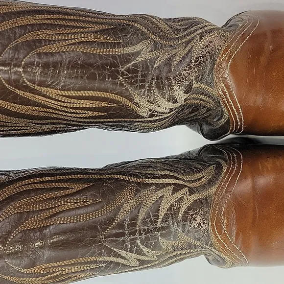Vintage Nocona Brown Leather Men's Cowboy boots