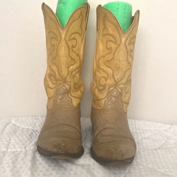 Vintage Nocona Cowboy Boots cream Leather Size 9 1/2 EE. See Video