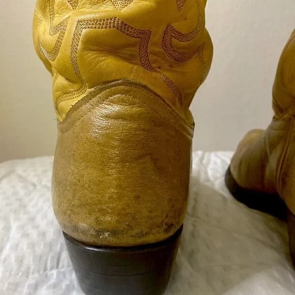 Vintage Nocona Cowboy Boots cream Leather Size 9 1/2 EE. See Video