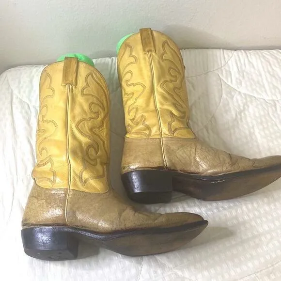 Vintage Nocona Cowboy Boots cream Leather Size 9 1/2 EE. See Video