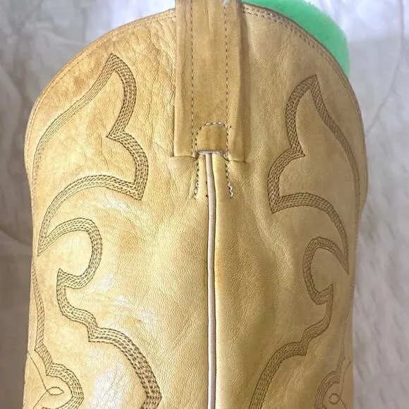 Vintage Nocona Cowboy Boots cream Leather Size 9 1/2 EE. See Video