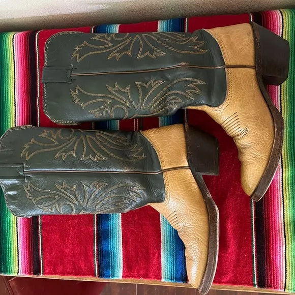 Vintage Nocona Leather Tan/Dark Green Tall Western Boots Sz Men 6.5 D Women 8.5