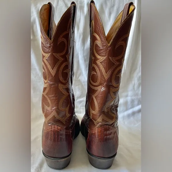 Vintage Nocona Mens Size 9D Brown Leather Western Cowboy Boots Filtrate