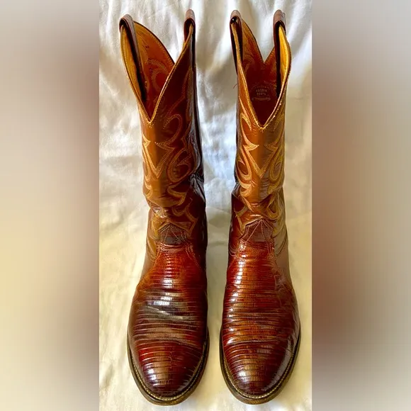 Vintage Nocona Mens Size 9D Brown Leather Western Cowboy Boots Filtrate