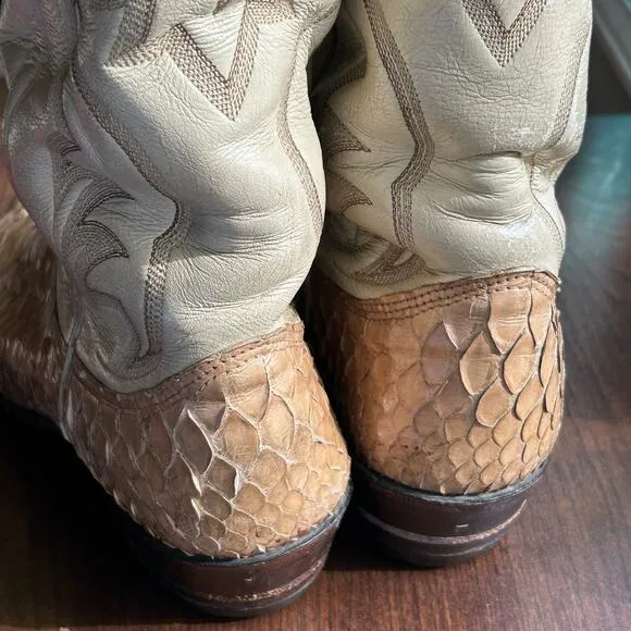 Vintage NOCONA PYTHON COWBOY BOOTS MEN'S SIZE 8.5 cream
