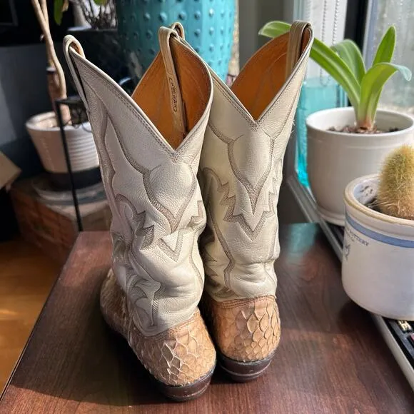 Vintage NOCONA PYTHON COWBOY BOOTS MEN'S SIZE 8.5 cream