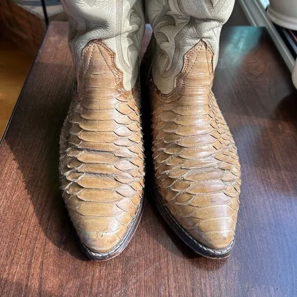 Vintage NOCONA PYTHON COWBOY BOOTS MEN'S SIZE 8.5 cream