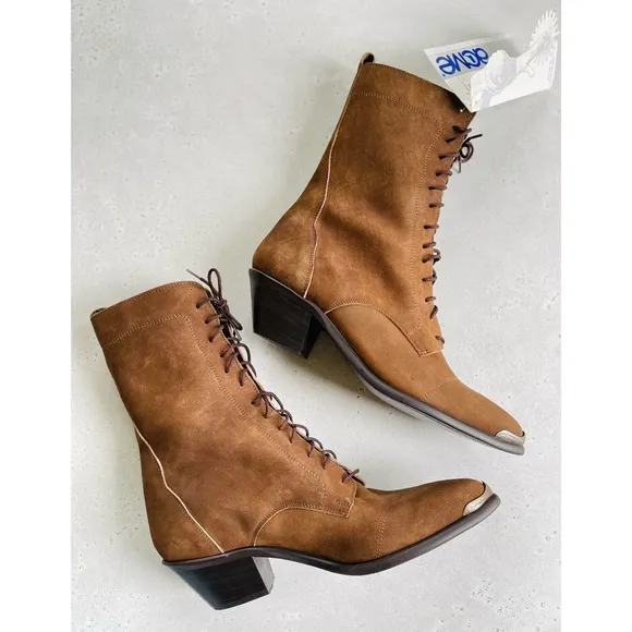 Vintage NWT Acme Brown Suede Lace Up Point Toe Western Boots Women’s 8