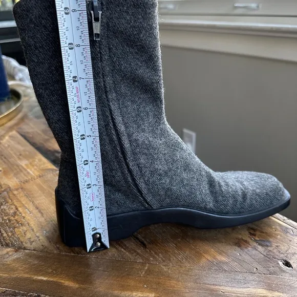 Vintage Prada gray wool boots.