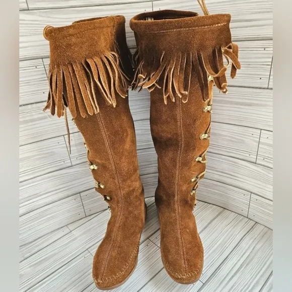 Vintage Suede Lace Up Moccasin Fringe Boots in Umber Brown Women's Size 5