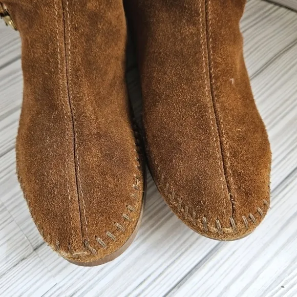 Vintage Suede Lace Up Moccasin Fringe Boots in Umber Brown Women's Size 5