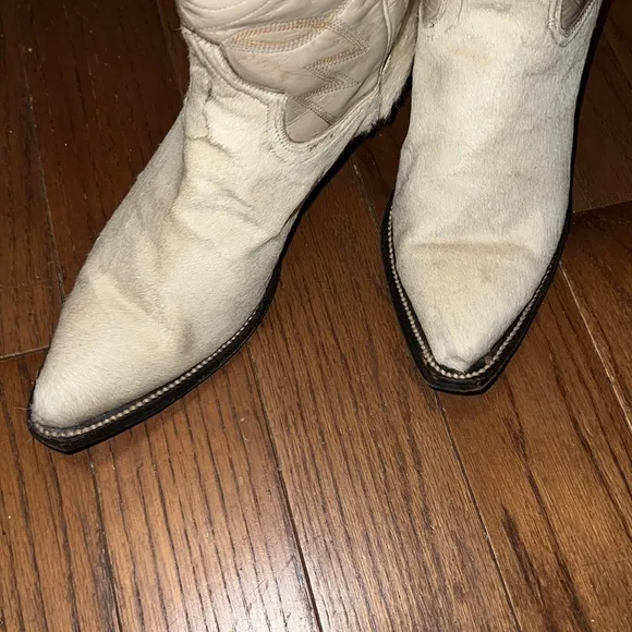 Vintage Tan Calf-Hair Western Women's Boots from Mexico