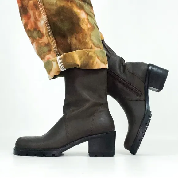 Vintage Tommy Hilfiger 1990’s Genuine Leather Square-Toe Lug-Sole Boots
