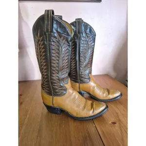 Vintage Tony Lama 1970s cowboy boots womens size narrow 6 brown leather
