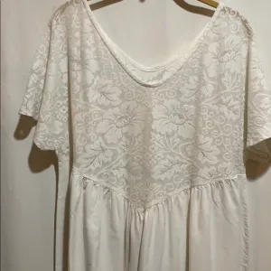 VINTAGE WHITE HANDMADE DRESS/LOUNGE PRAIRIE BOHO