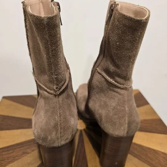 Vintage Y2K 90s 8.5 Suede Leather Square Toe Stitched Boot Minimalist Boho