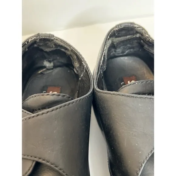 Vintage Y2K Skechers Black Leather Chunky Buckle  Lug Soles Shoes Sz 8 M…