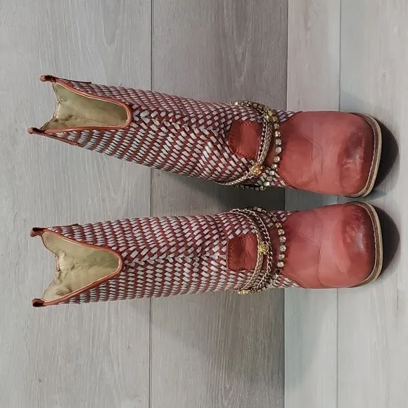 Vintage Y2K Womens Barbie Western Boho Gypsy custom Boots Leather sz38/7
