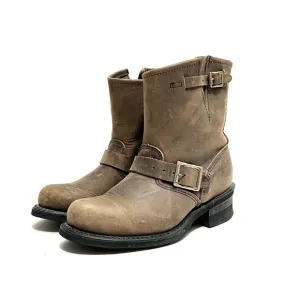 Vintage Y2K women’s tan nubuck leather dual buckle engineer boots